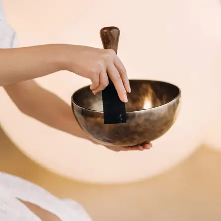 sound healing Psychologist Ella Emanuel holistic healing Lebanon holistic therapy