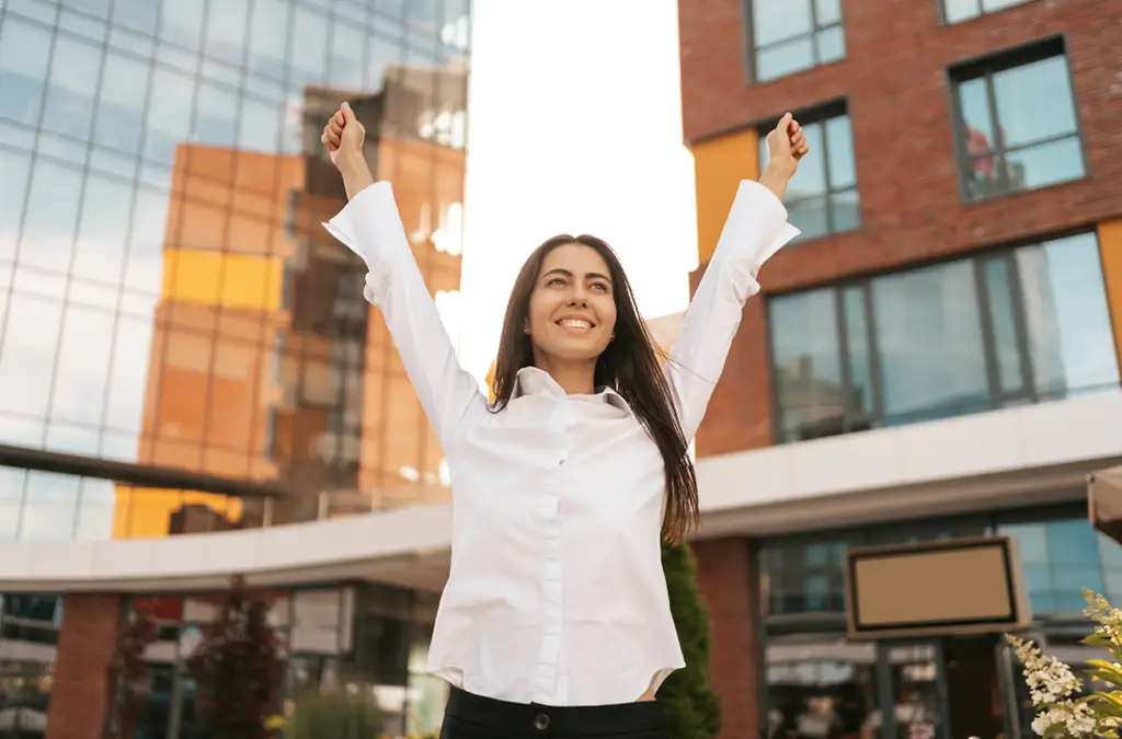 Psychologist Ella Emanuel motivation and productivity coaching as a psychotherapist in Beirut and lifestyle coach Lebanon
