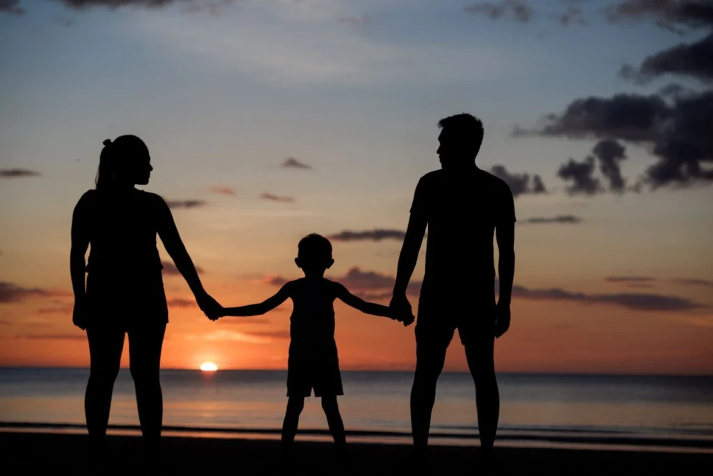 family therapy session with CEFORES certified systemic therapist in Lebanon