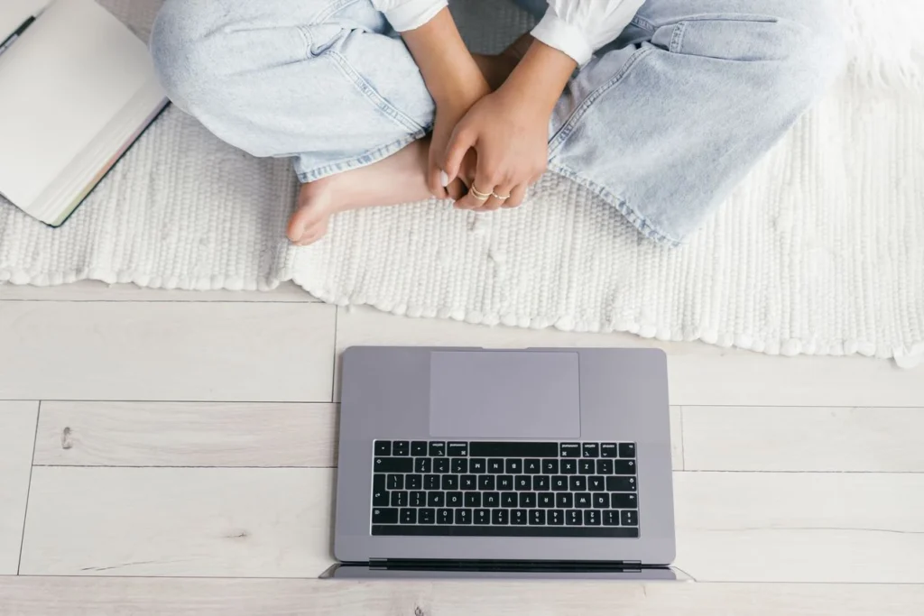 online counseling for anxiety session with licensed psychologist in Lebanon
